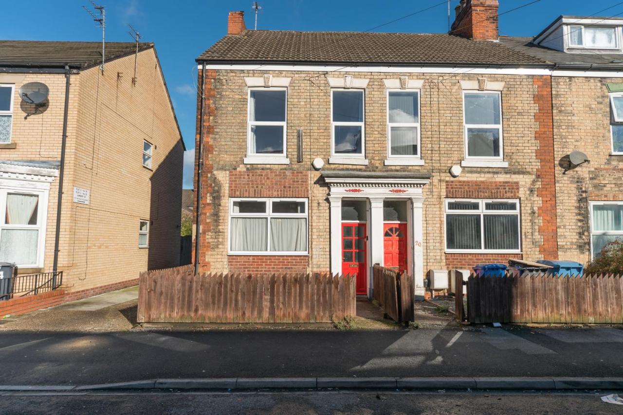 3 Bedroom Saks - 2 Living Area House In Newland Ave Hull Kingston upon Hull ภายนอก รูปภาพ